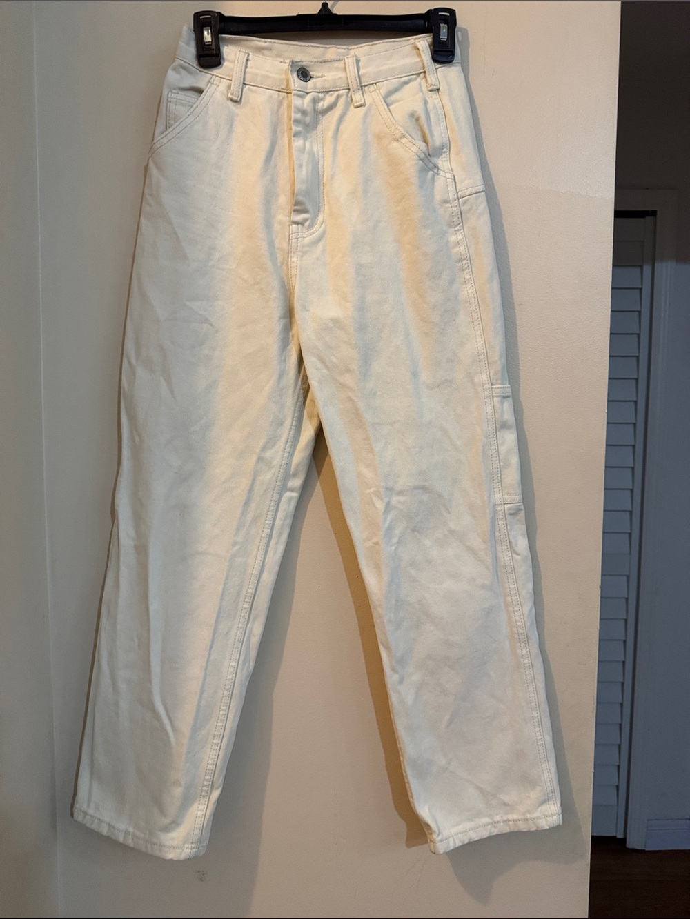 Women's Cream Boot-Cut Jeans - Classic High-Rise Fit